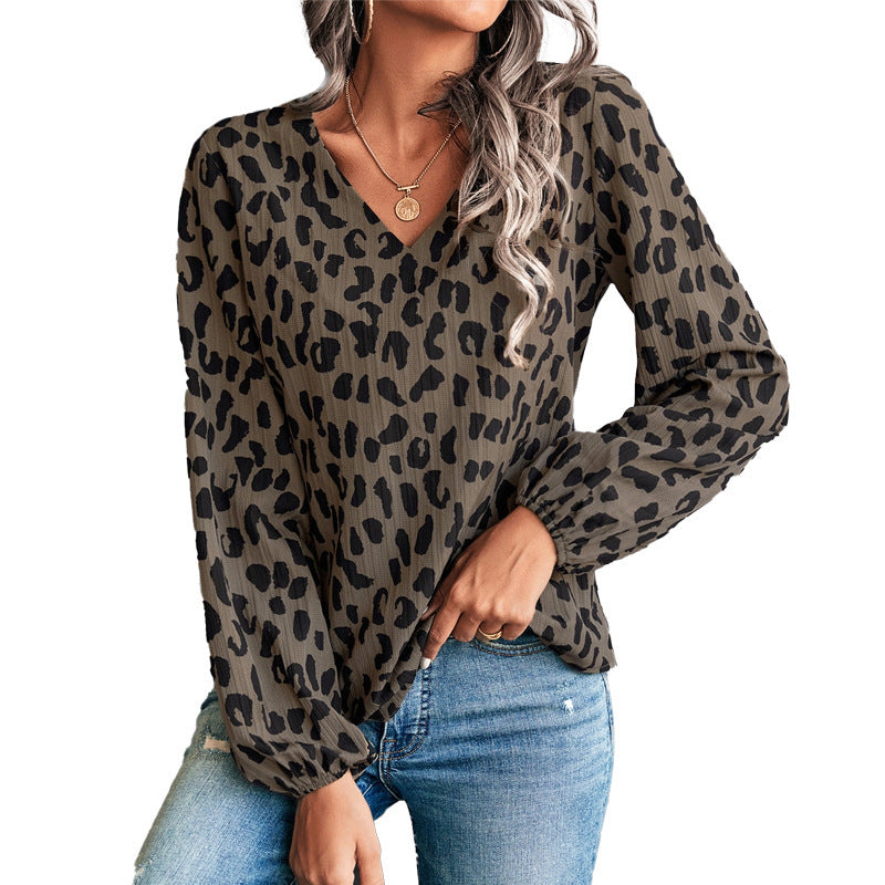 Edith - Bluse mit Leopardenmuster und V-Ausschnitt