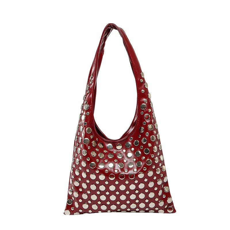 Schultertasche mit Nieten ⎜ Trendige Handtasche im Polka-Dot-Design für einen auffälligen Look