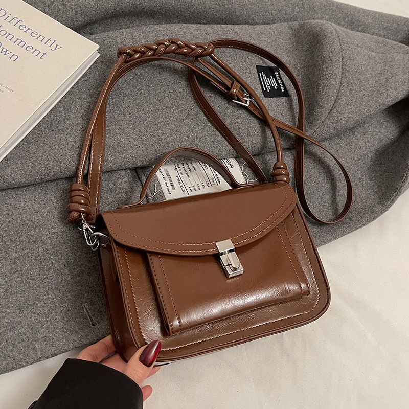 Damen Umhängetasche im Retro-Stil ⎜ Kleine quadratische Handtasche mit Griff für Alltag und Freizeit