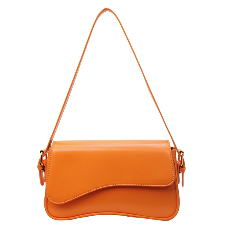 Umhängetasche für Damen ⎜ Schlichte Kunstledertasche mit Magnetverschluss und verstellbarem Riemen