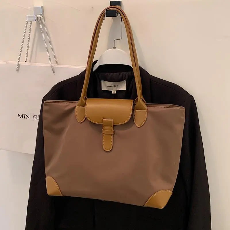 Shopper-Tasche für Damen ⎜ Elegante Tragetasche mit Kontrastdetails und großem Stauraum für Arbeit und Alltag