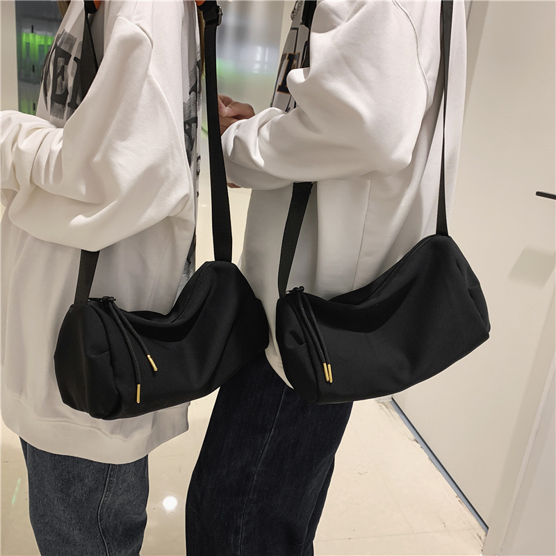 Unisex Umhängetasche für Alltag ⎜ Bequeme Schultertasche mit großem Stauraum für Freizeit und Reisen