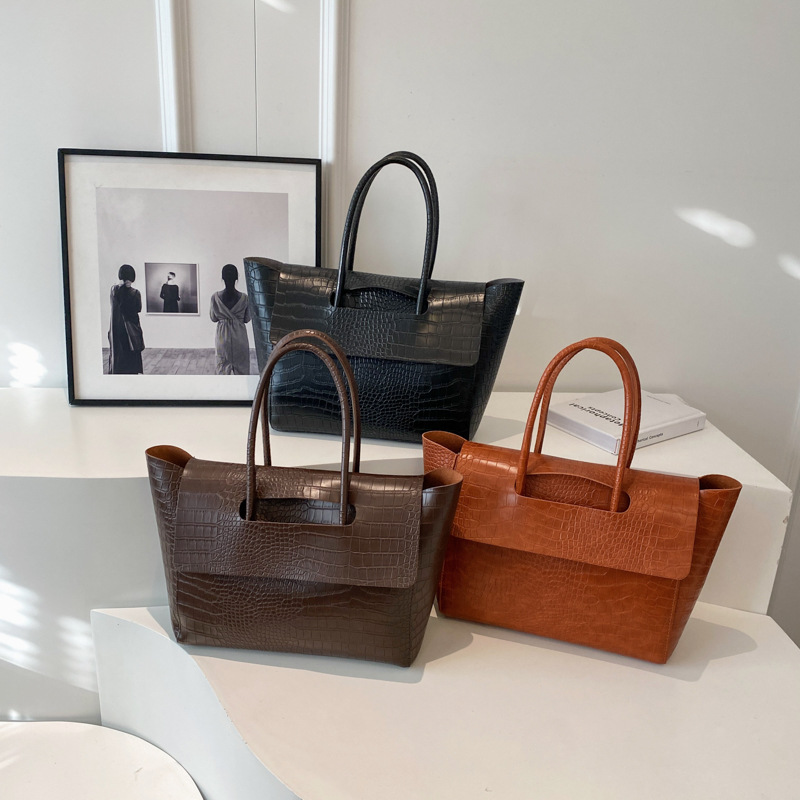 Damen Handtasche Kroko-Optik – Große Schultertasche Kunstleder