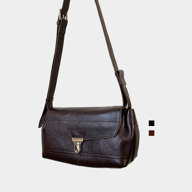 Umhängetasche für Damen ⎜ Klassische Schultertasche aus Leder mit Metallschließe für Alltag und Ausgehen