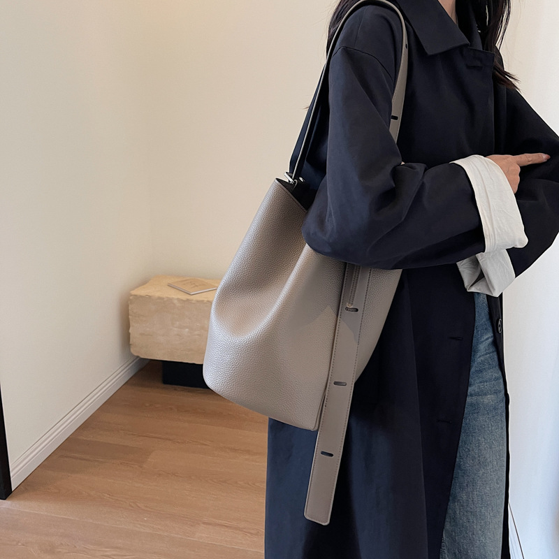 Damen Schultertasche ⎜ Retro Stil mit Großem Fassungsvermögen und Verstellbarem Trageriemen