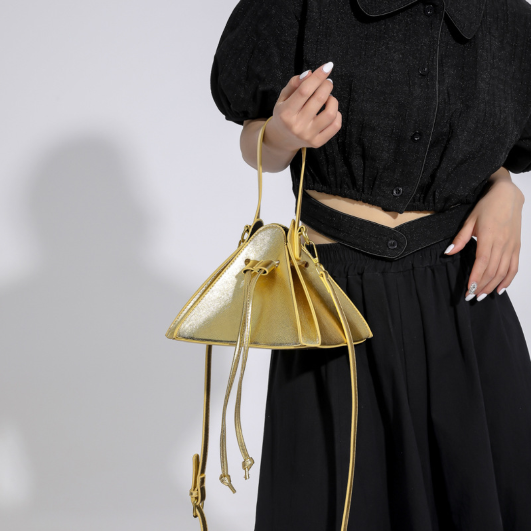 Damen Umhängetasche im Modischen Design ⎜ Vielseitig Kombinierbar mit Tragegriff für Alltag und Freizeit