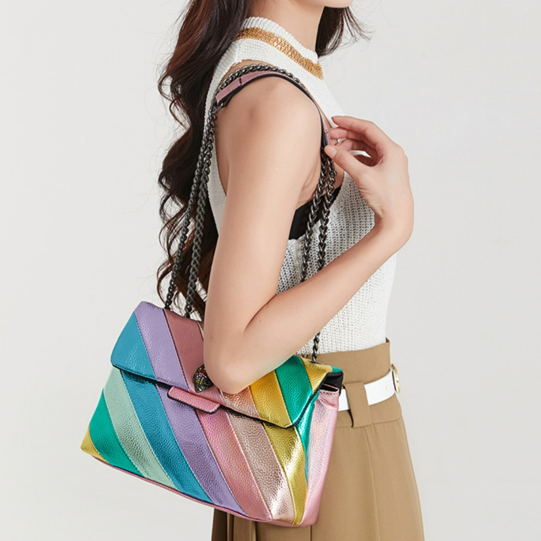 Umhängetasche für Damen ⎜ Bunte Schultertasche mit Kettenriemen und auffälligem Streifenmuster für besondere Anlässe