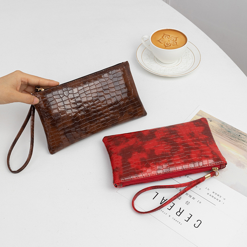 Damen Clutch Tasche mit Krokoprägung ⎜ Elegante Handtasche im Retro-Stil mit Reißverschluss und Handschlaufe