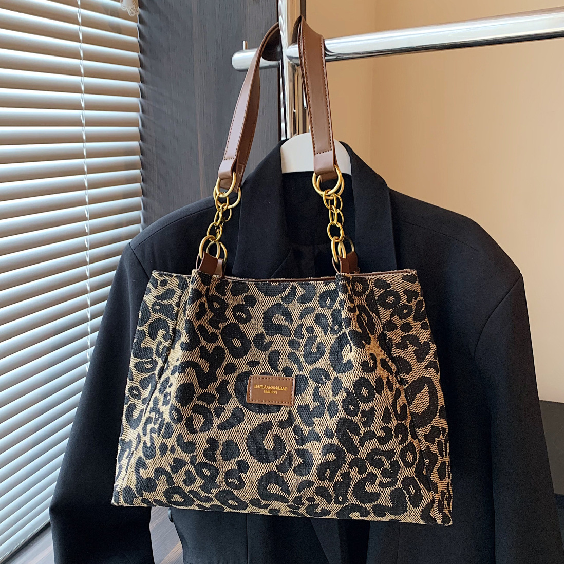 Tote Bag für Damen ⎜ Große Kapazität mit Leo-Muster für Freizeit und Alltag