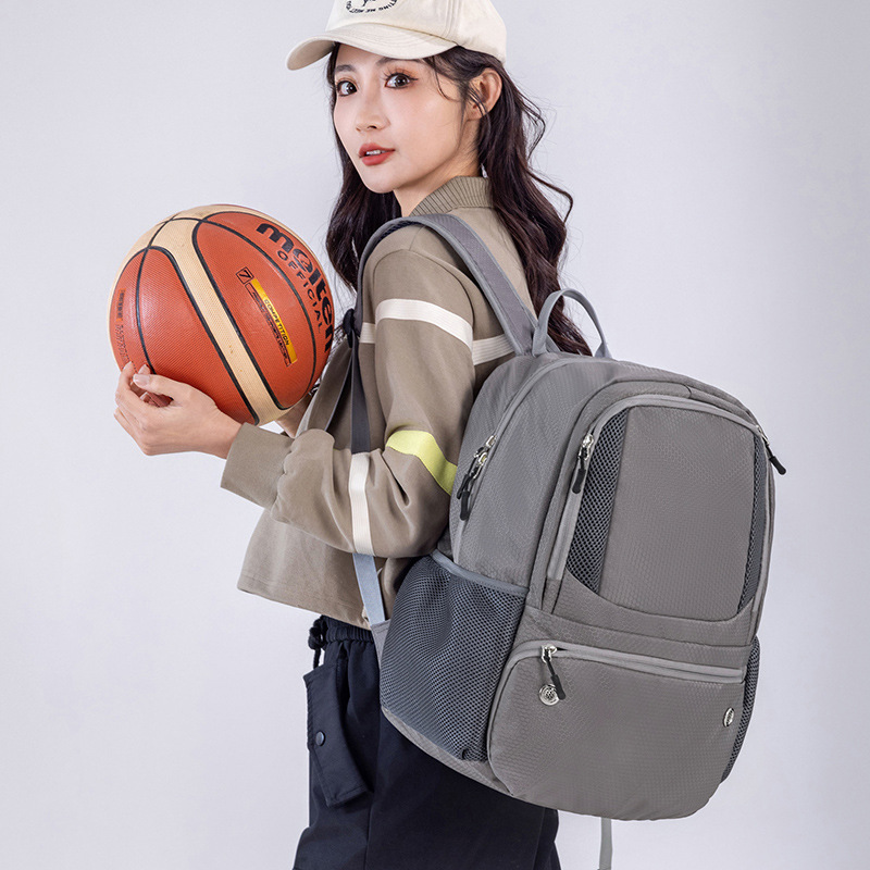 Sportlicher Rucksack für Damen ⎜ Großer Trainingsrucksack mit Netzfächern für Schule, Fußball oder Basketball