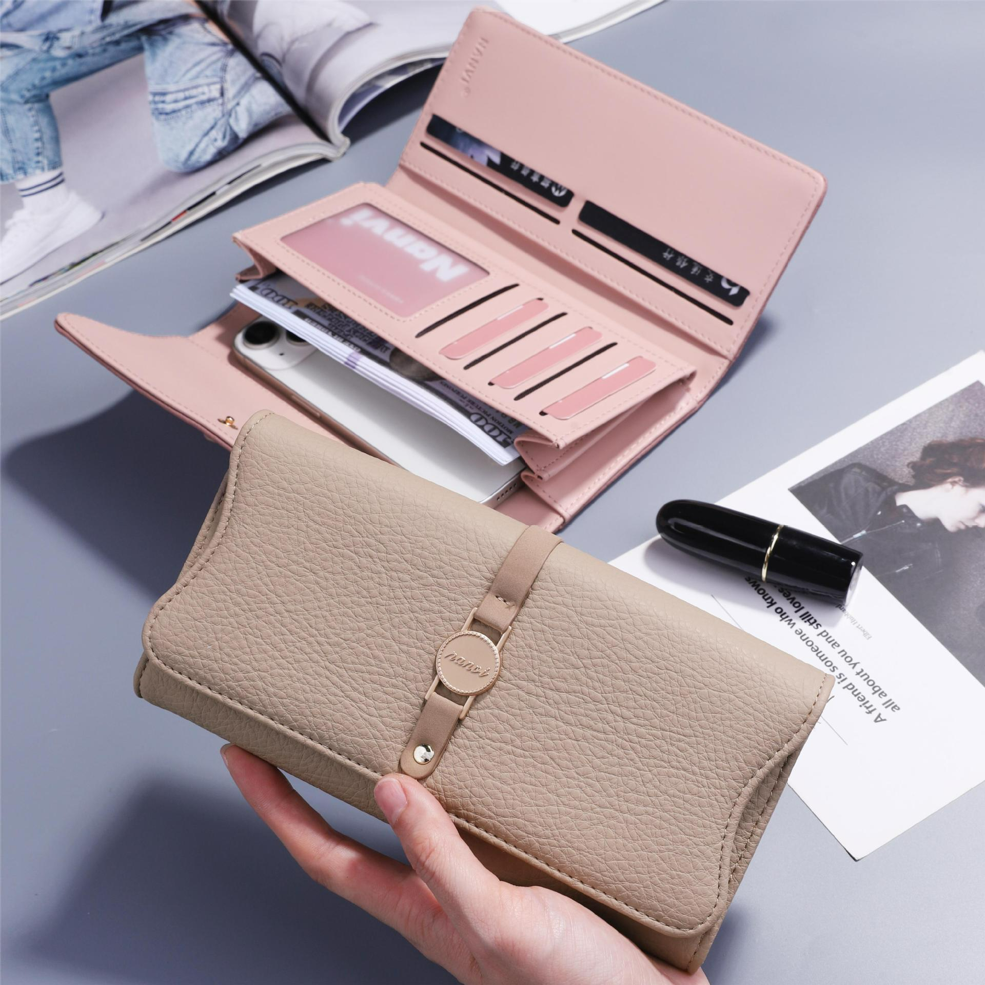 Damen Geldbörse aus Leder ⎜ Lange Brieftasche im schlichten Design mit Riemenverschluss und viel Stauraum