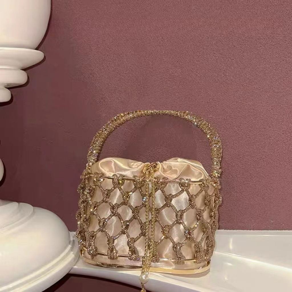 Abendtasche für Damen ⎜ Elegante Handtasche mit Satinfutter und funkelndem Netzdesign für besondere Anlässe