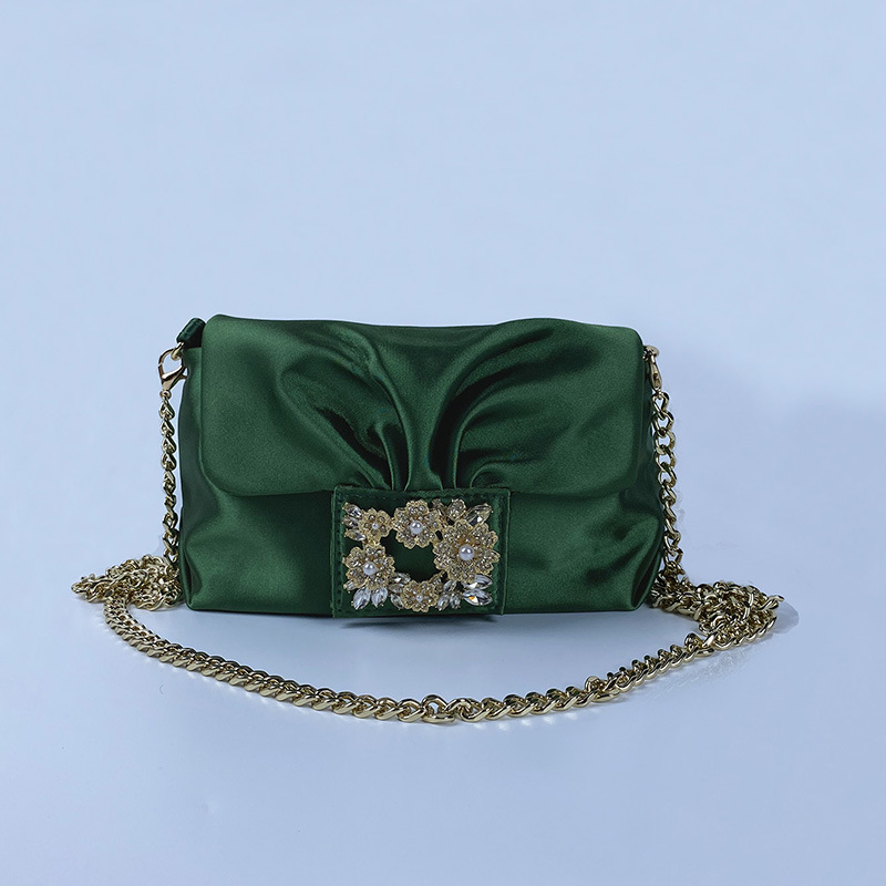 Clutch für Damen ⎜ Glänzende Umhängetasche mit Strassverzierung und Kettengurt für festliche Anlässe