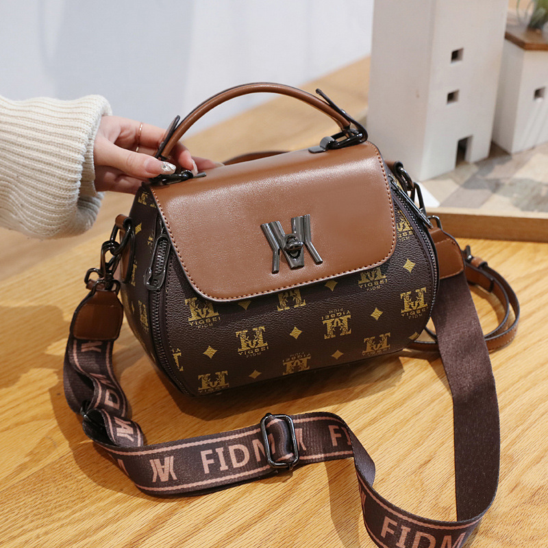 Umhängetasche für Damen ⎜ Trendige Handtasche mit viel Stauraum und praktischem Tragegriff für den Alltag