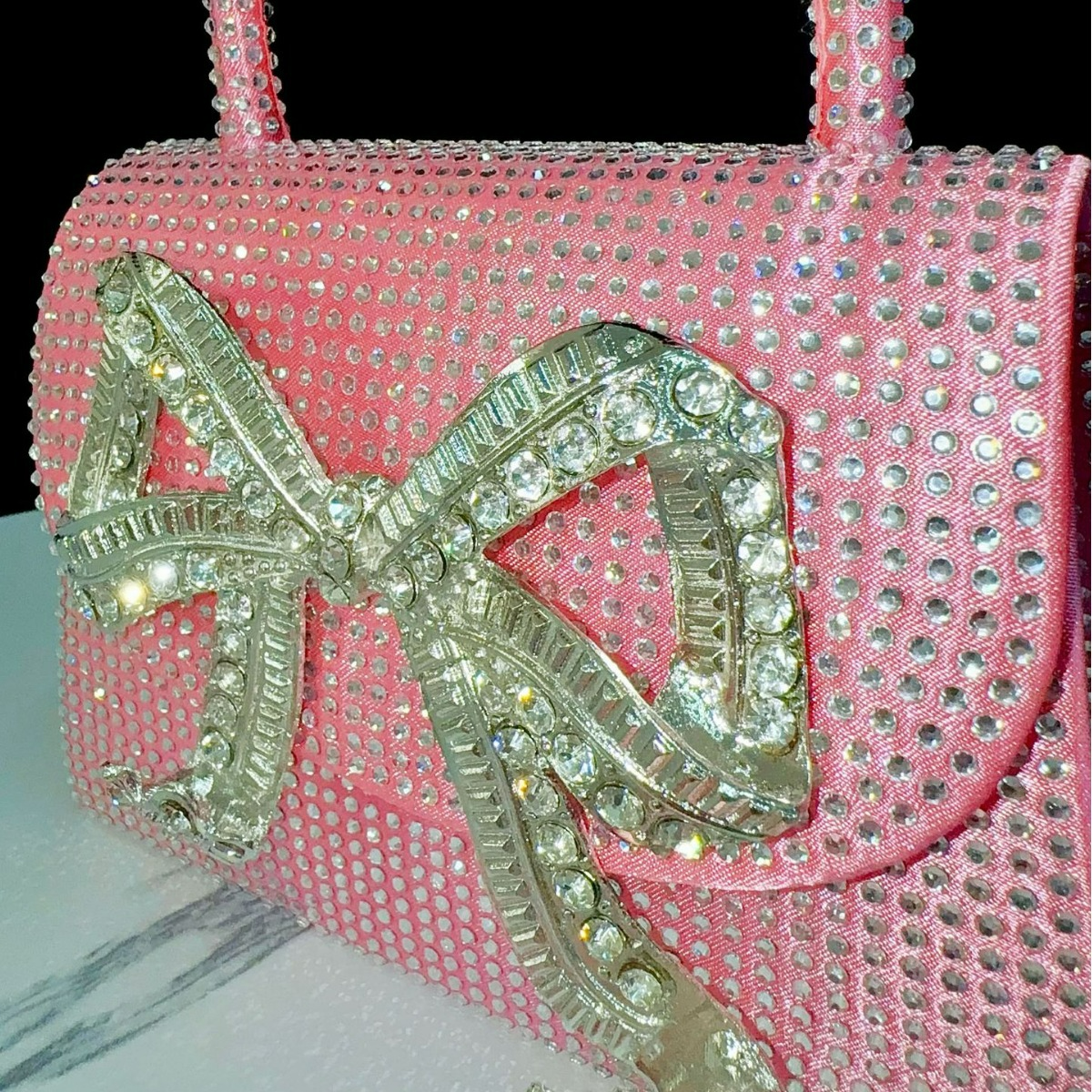Abendtasche mit Strassbesatz ⎜ Glitzernde Handtasche für Damen mit Schleifendetail und Abnehmbarem Schulterriemen