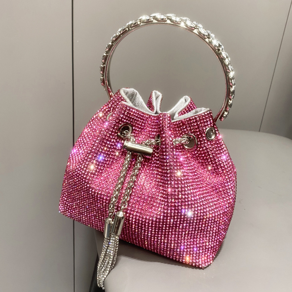 Glitzernde Handtasche für Damen ⎜ Funkeleffekt-Design mit Kettenriemen und stilvollem Griff
