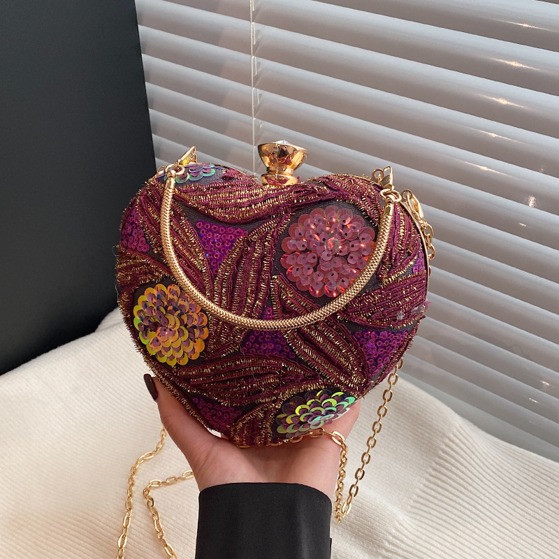 Abendtasche für Damen ⎜ Herzförmige Schultertasche mit Pailletten und Kette für festliche Anlässe und Events