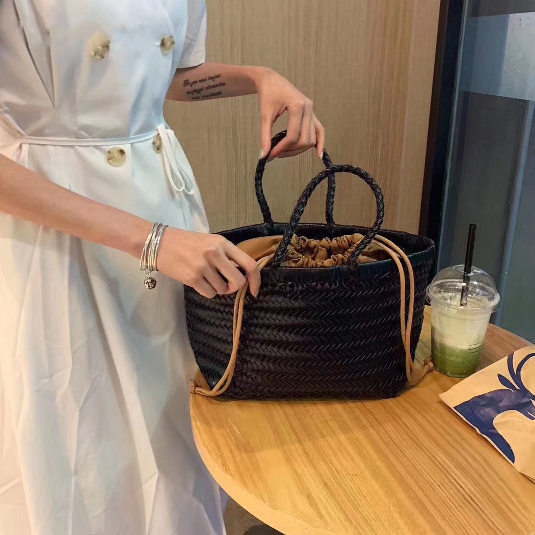 Damen Strandtasche aus Flechtmaterial ⎜ Leichte Sommertasche für Urlaub, Ausflüge und Freizeitlooks