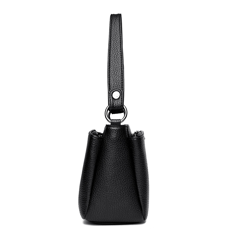 Umhängetasche für Damen ⎜ Modische Handtasche mit verstellbarem Riemen und schlichtem Design