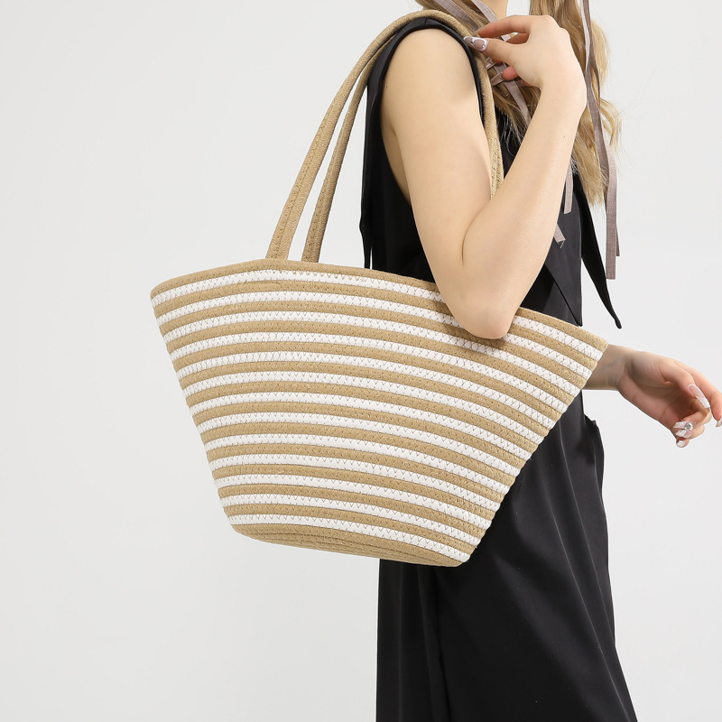 Stroh-Handtasche im Frühlings-Design ⎜ Große Kapazität mit Modernem Kontrastfarben-Look