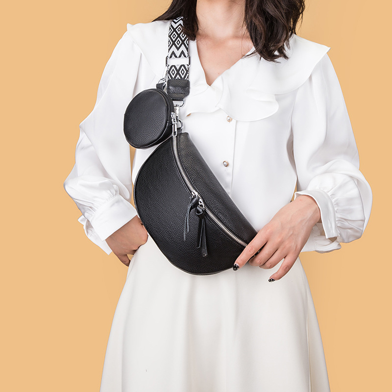 Bauchtasche für Damen ⎜ Modische Crossbody Tasche aus Leder mit breitem Gurt für Reisen und Alltag