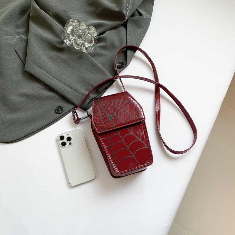Umhängetasche für Damen ⎜ Stylische Schultertasche mit Spinnennetz-Muster für auffällige Streetwear-Looks
