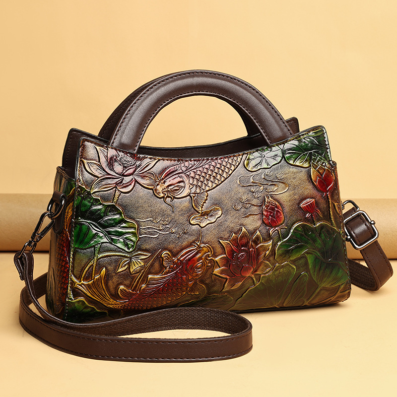 Damen Schultertasche mit Prägung ⎜ Elegante Umhängetasche im Retro-Stil mit großem Stauraum und Tragegriff