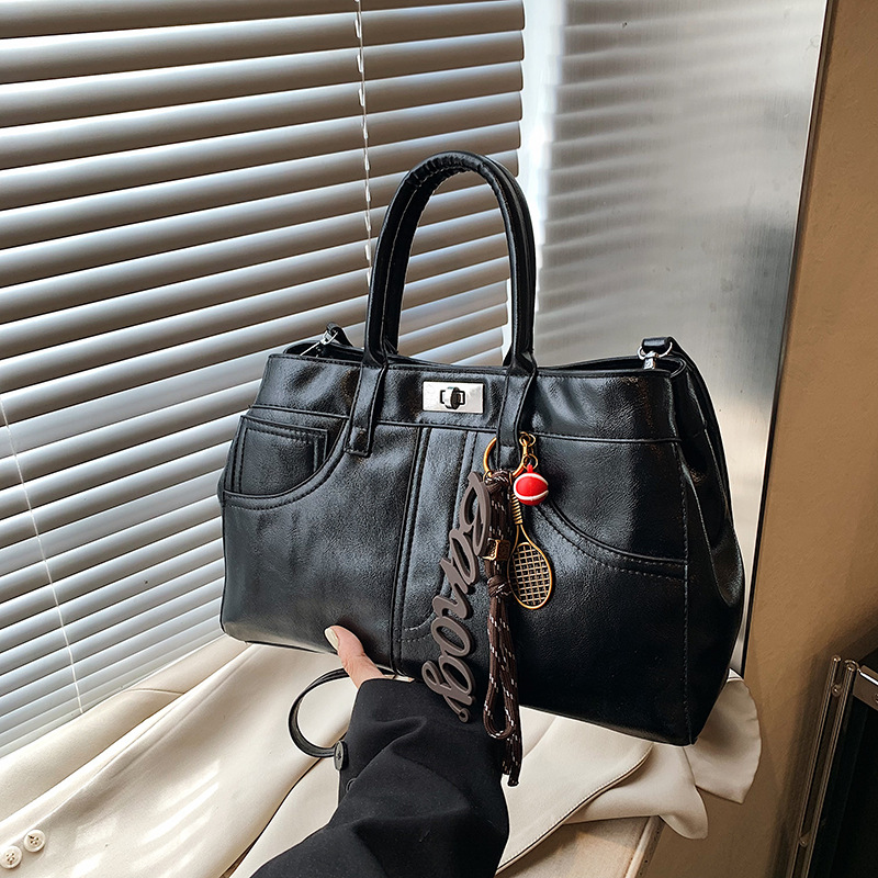 Damen Schultertasche im Retro-Stil ⎜ Große Kapazität für Alltag, Reisen und stilvolle Auftritte