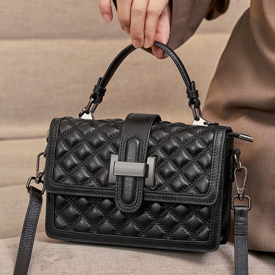 Umhängetasche für Damen ⎜ Modische Tasche mit Steppmuster für Alltag und besondere Anlässe