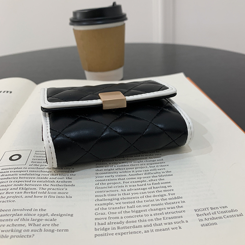 Damen Münzbörse mit Steppdesign ⎜ Kompakte Geldbörse mit stilvoller Struktur und sicherem Verschluss