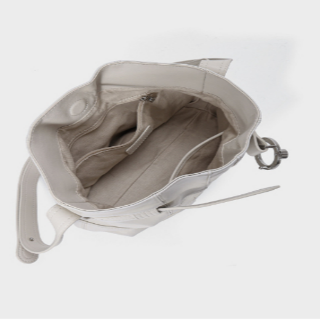 Umhängetasche für Damen ⎜ Modische Bucket-Bag in Lederoptik mit Ringdetail und Ziernähten für Alltag und Ausgehen