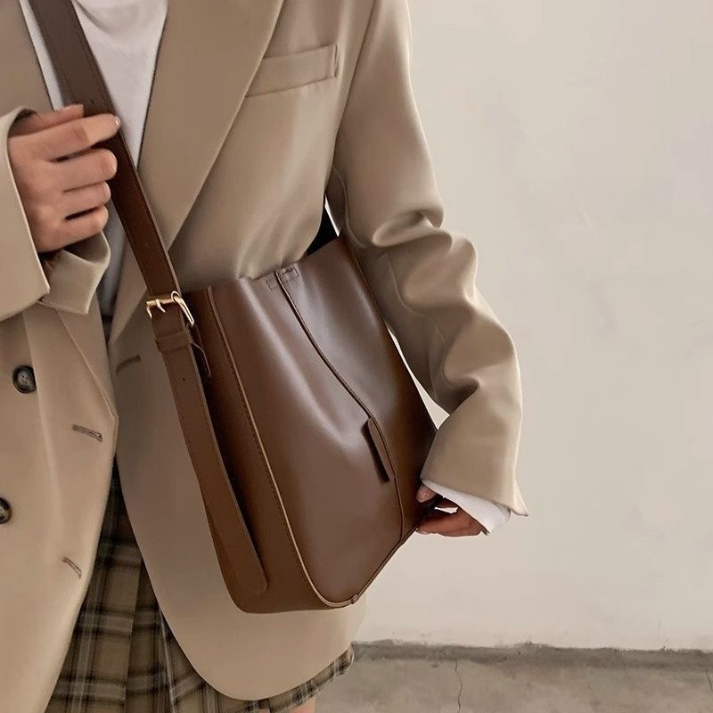 Umhängetasche mit Großer Kapazität ⎜ Vintage Crossbody Bag aus Kunstleder mit Verstellbarem Gurt