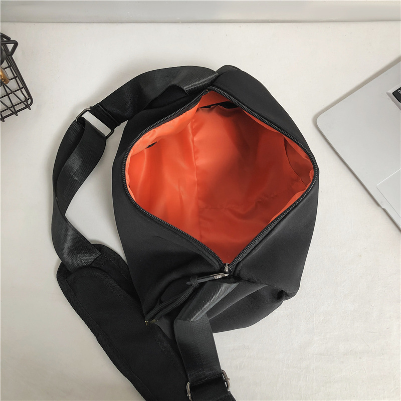 Unisex Umhängetasche für Alltag ⎜ Bequeme Schultertasche mit großem Stauraum für Freizeit und Reisen