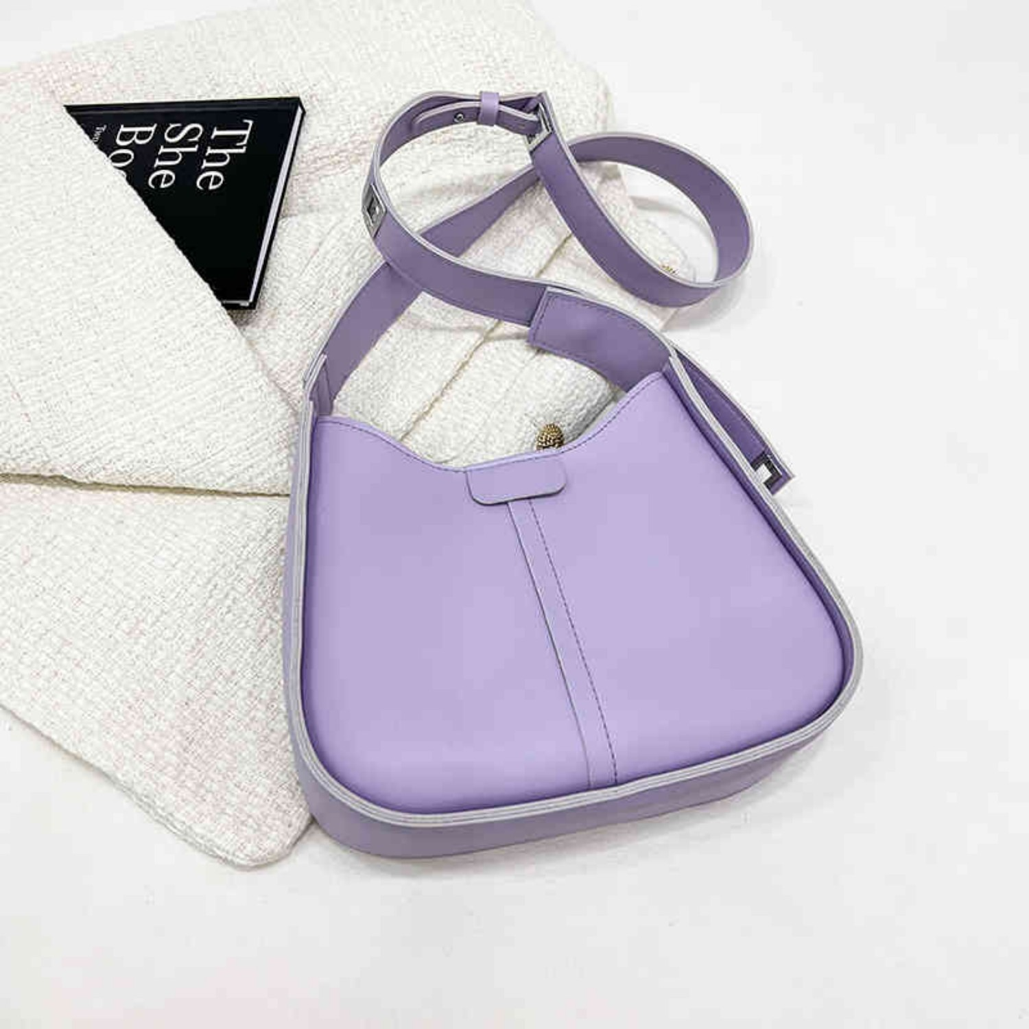 Umhängetasche für Damen ⎜ Schlichte Schultertasche mit edler Optik für Alltag und Freizeit