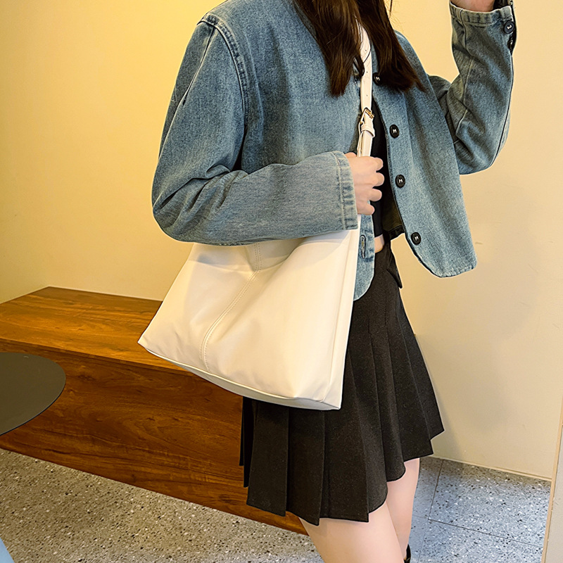 Shopper-Tasche für Damen ⎜ Große Tragetasche mit verstellbarem Riemen für Alltag, Arbeit und Stadtbummel