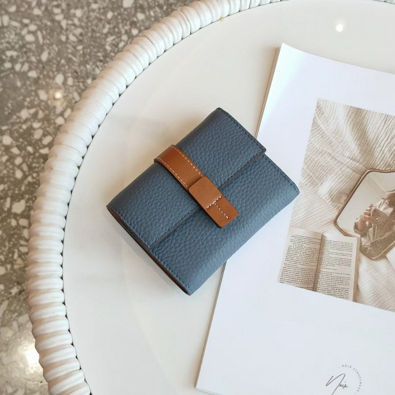 Damen Geldbörse aus Echtleder ⎜ Kurze Brieftasche mit Farbkontrast und mehreren Kartenfächern für den Alltag