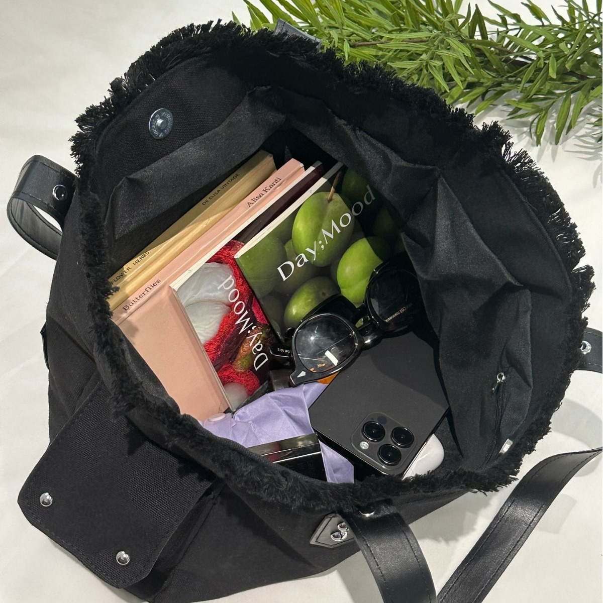 Shopper Tasche für Damen ⎜ Geräumige Canvas-Schultertasche im Y2K-Stil mit Sternapplikationen für Alltag und Freizeit