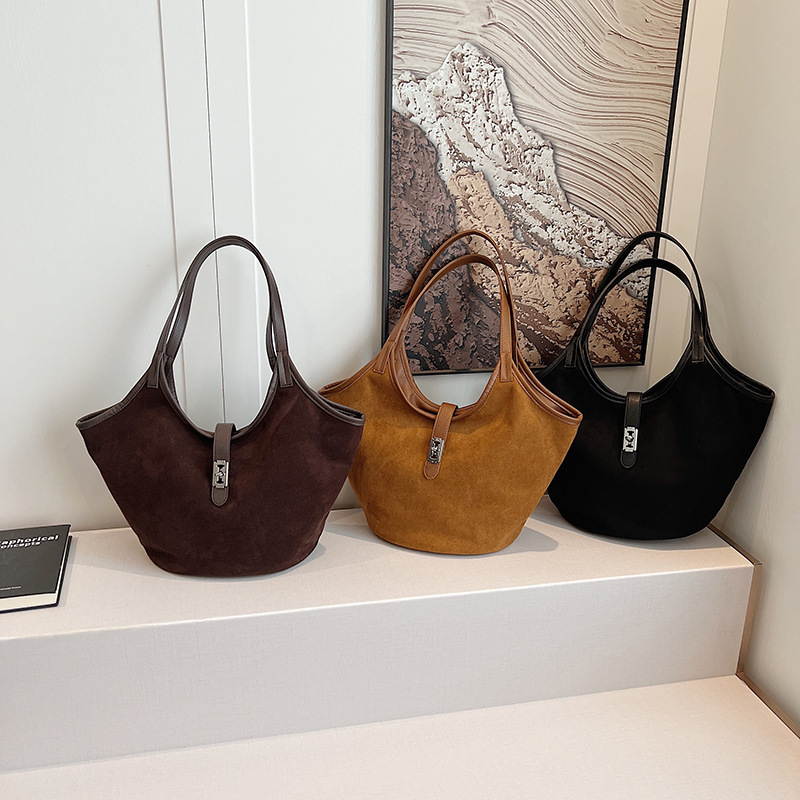 Damen Henkeltasche im Vintage-Stil ⎜ Große Schultertasche aus Wildlederoptik für Alltag und Shopping