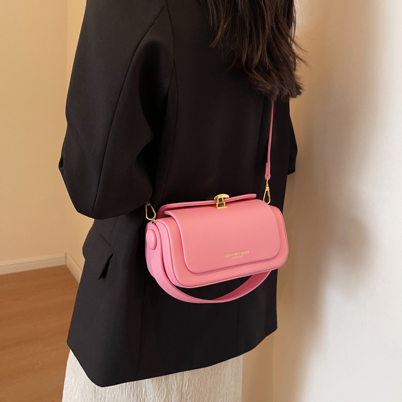 Damen Umhängetasche Mit Clipverschluss ⎜ Elegante Handtasche In Lederoptik Für Alltag Und Besondere Anlässe
