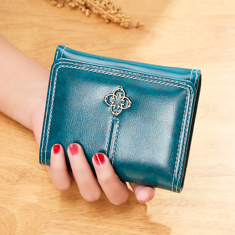 Damen Geldbörse im Vintage-Stil ⎜ Kurze Dreifach-Brieftasche aus Leder mit stilvollem Design und praktischen Fächern