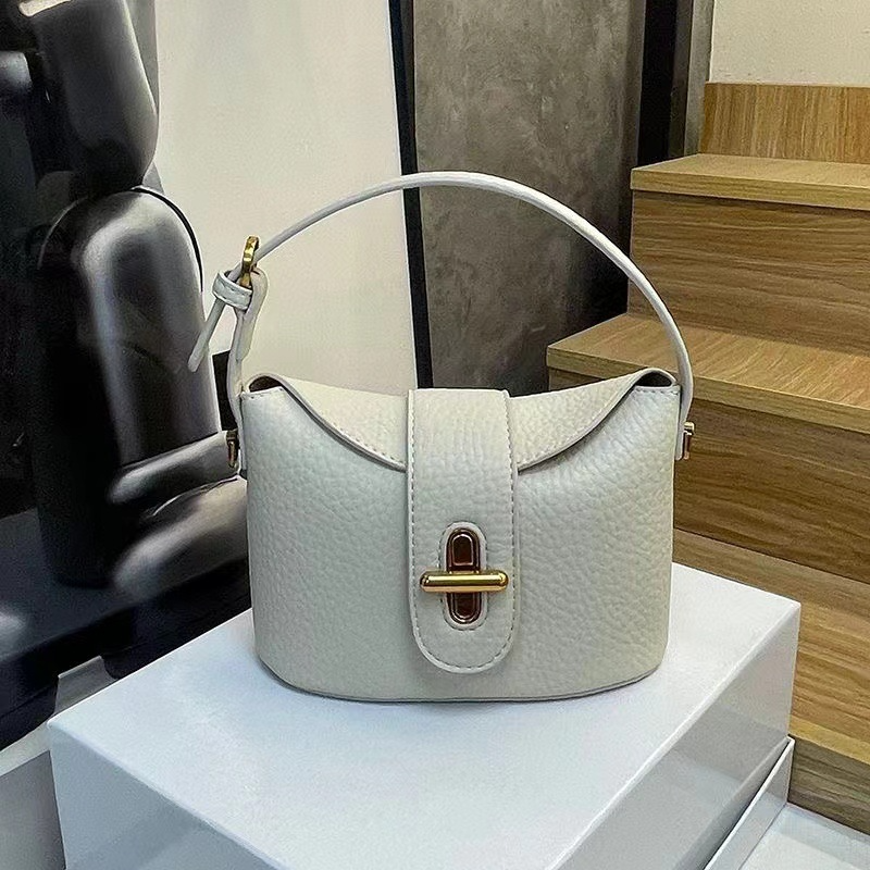 Umhängetasche für Damen ⎜ Elegante Handtasche aus Kunstleder mit praktischem Verschluss
