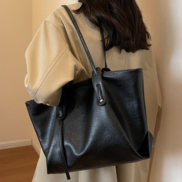 Shopper Tasche für Damen ⎜ Modische Schultertasche in Lederoptik mit großem Stauraum für Alltag und Büro
