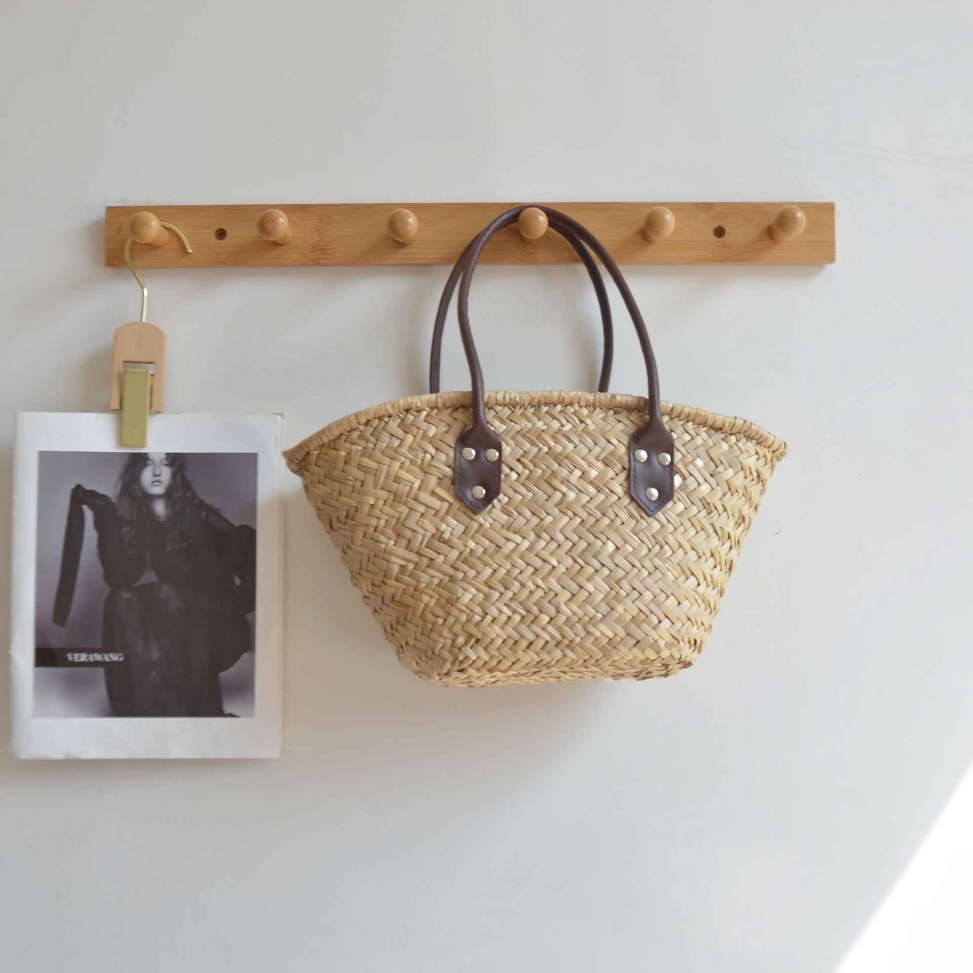 Strandtasche aus Naturmaterial ⎜ Handgeflochtene Korbtasche mit Ledergriffen für Einkauf oder Freizeit
