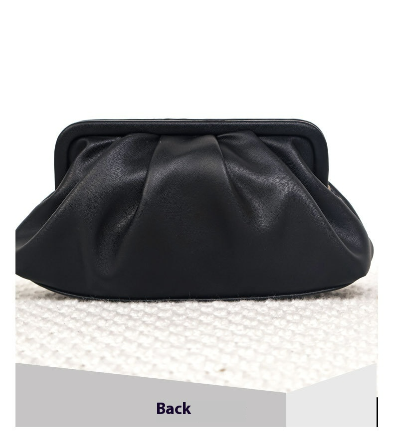 Clutch für Damen ⎜ Retro-Abendtasche in Muschelform mit Nietenbesatz für Partys und besondere Anlässe