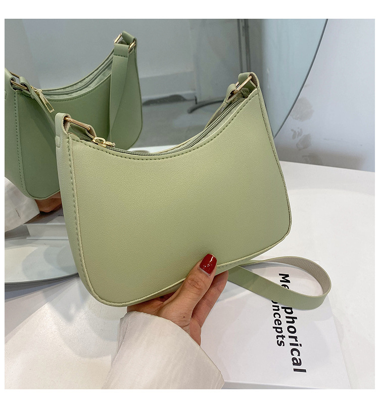 Damen Schultertasche in Retro-Optik ⎜ Kleine Handtasche mit Verstellbarem Riemen und Eleganter Form