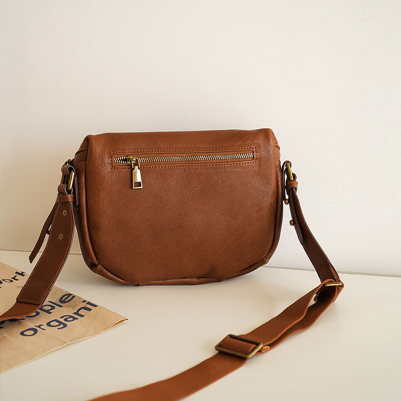 Bauchtasche für Damen ⎜ Stylische Satteltasche aus Lederoptik für Reisen, Alltag und Freizeit