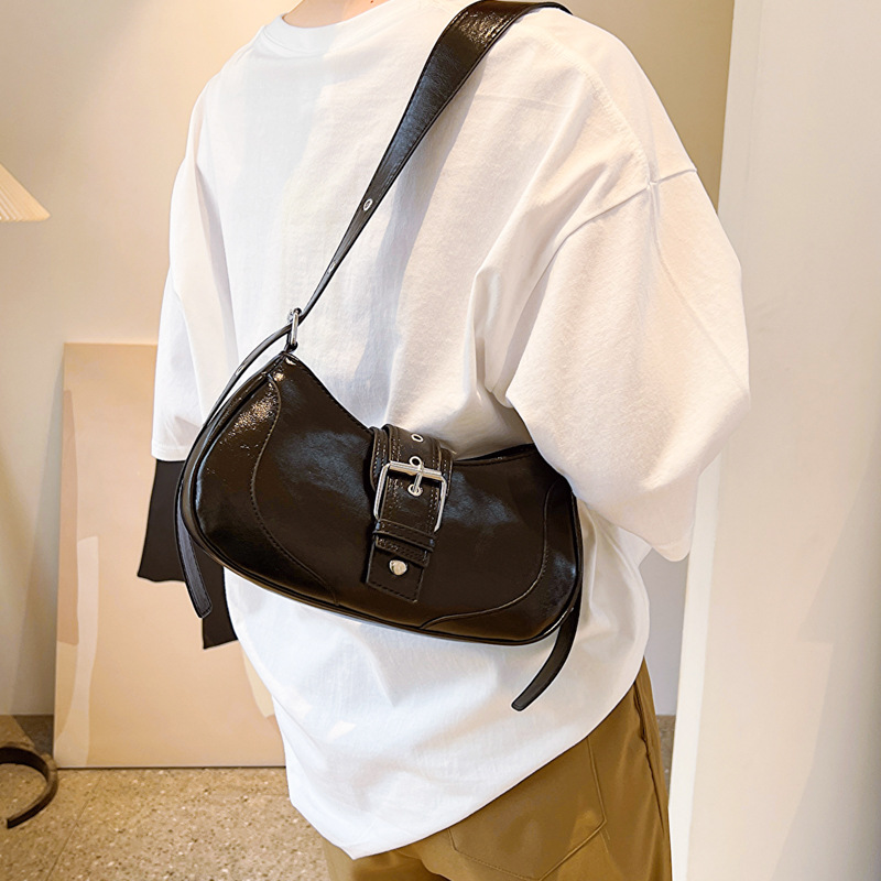 Schultertasche im Retro-Stil ⎜ Modische Unterarmtasche für Damen mit Schnalle und Verstellbarem Riemen