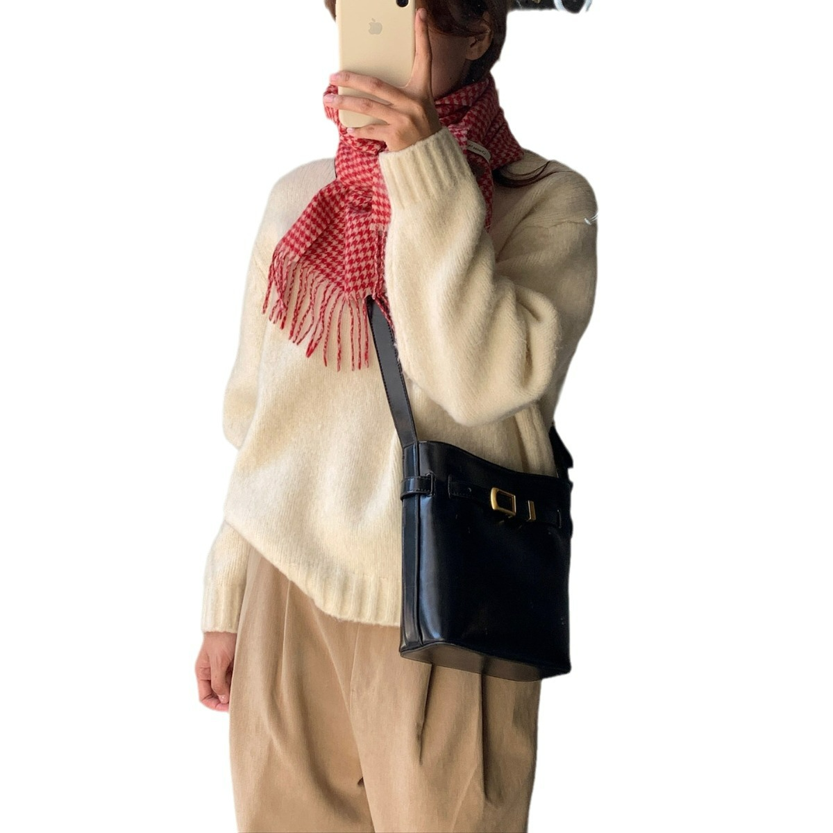 Umhängetasche für Damen ⎜ Retro Bucket-Bag aus Glanzleder mit Schnallendetail für Alltag und Ausgehen