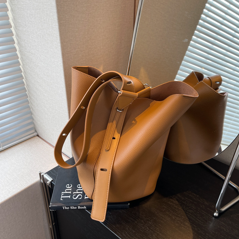 Damen Schultertasche ⎜ Retro Stil mit Großem Fassungsvermögen und Verstellbarem Trageriemen