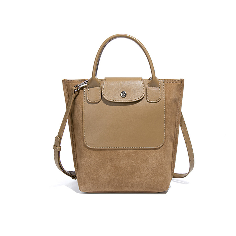 Damentasche mit Schulterriemen ⎜ Stylische Beuteltasche aus Wildleder mit Kontrastnähten und viel Stauraum